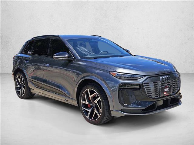 Certified 2025 Audi SQ6 e-tron Premium Plus w/ Premium Plus AWD/4WD image 3