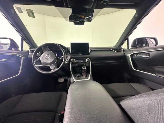 Used 2024 Toyota RAV4 SE w/ Weather & Moonroof Package AWD/4WD image 17