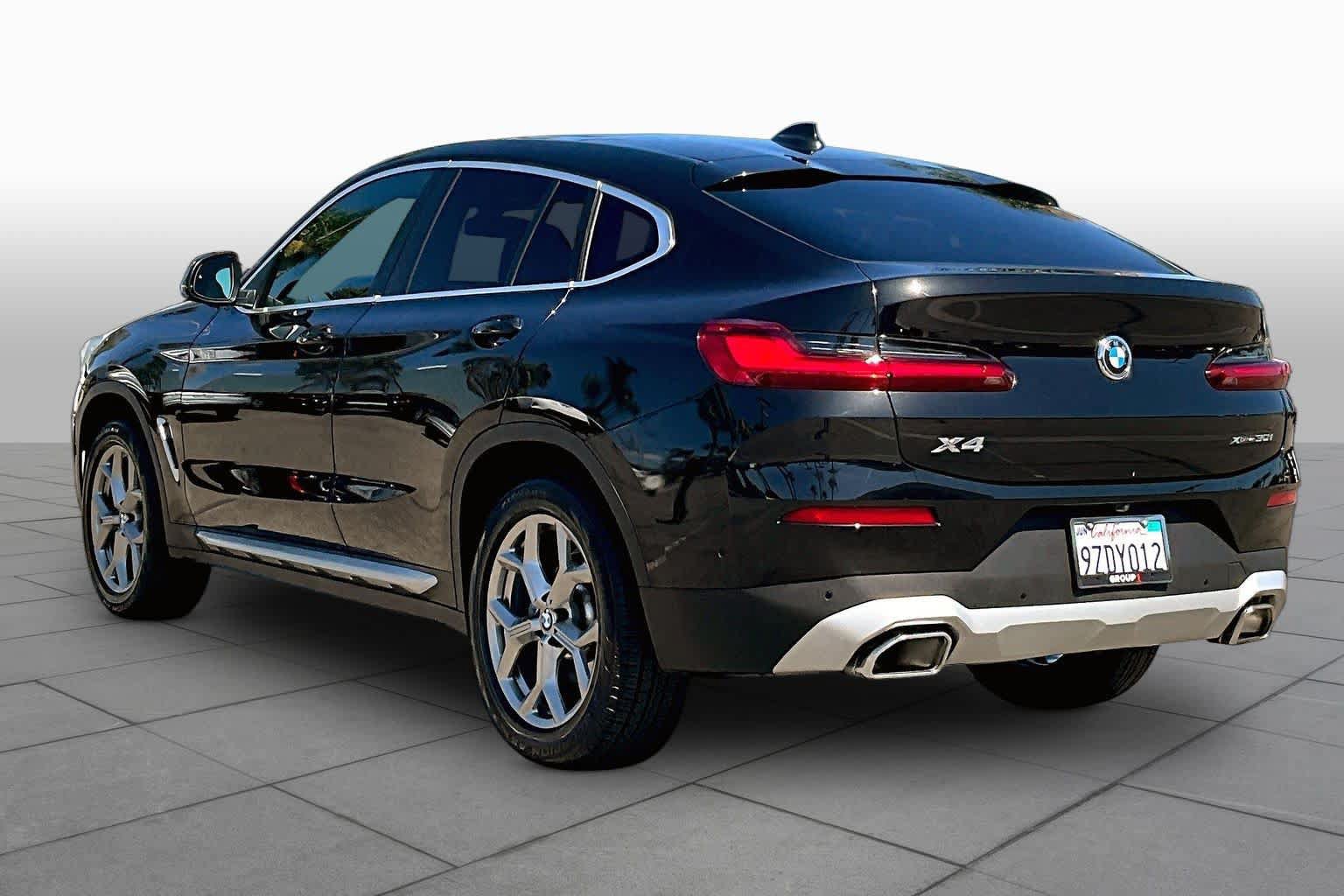 Used 2024 BMW X4 xDrive30i w/ Premium Package AWD/4WD image 11