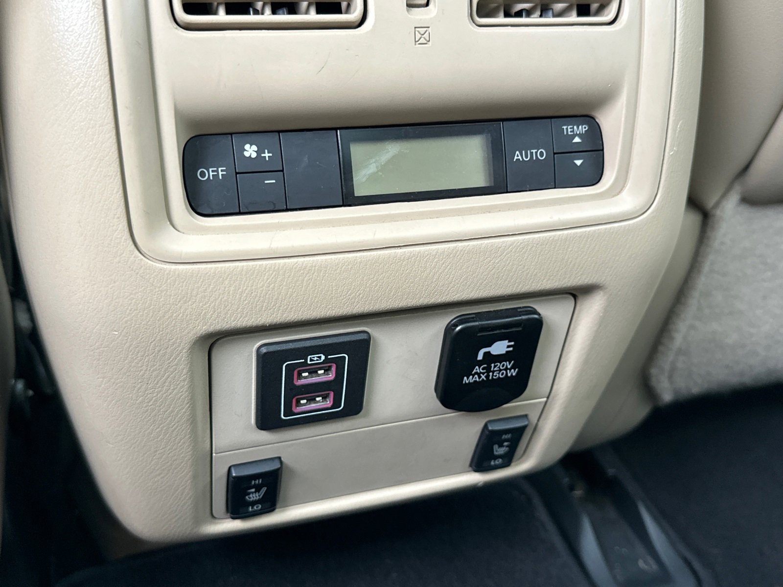 Used 2018 Nissan Pathfinder Platinum image 24