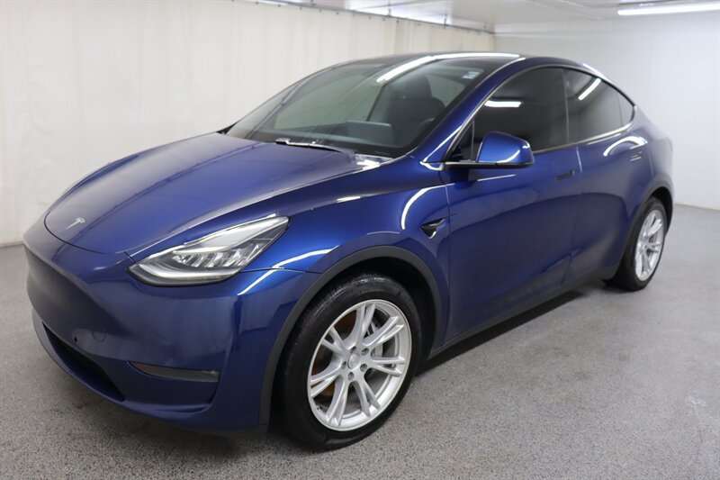 Used 2020 Tesla Model Y Long Range AWD/4WD image 3