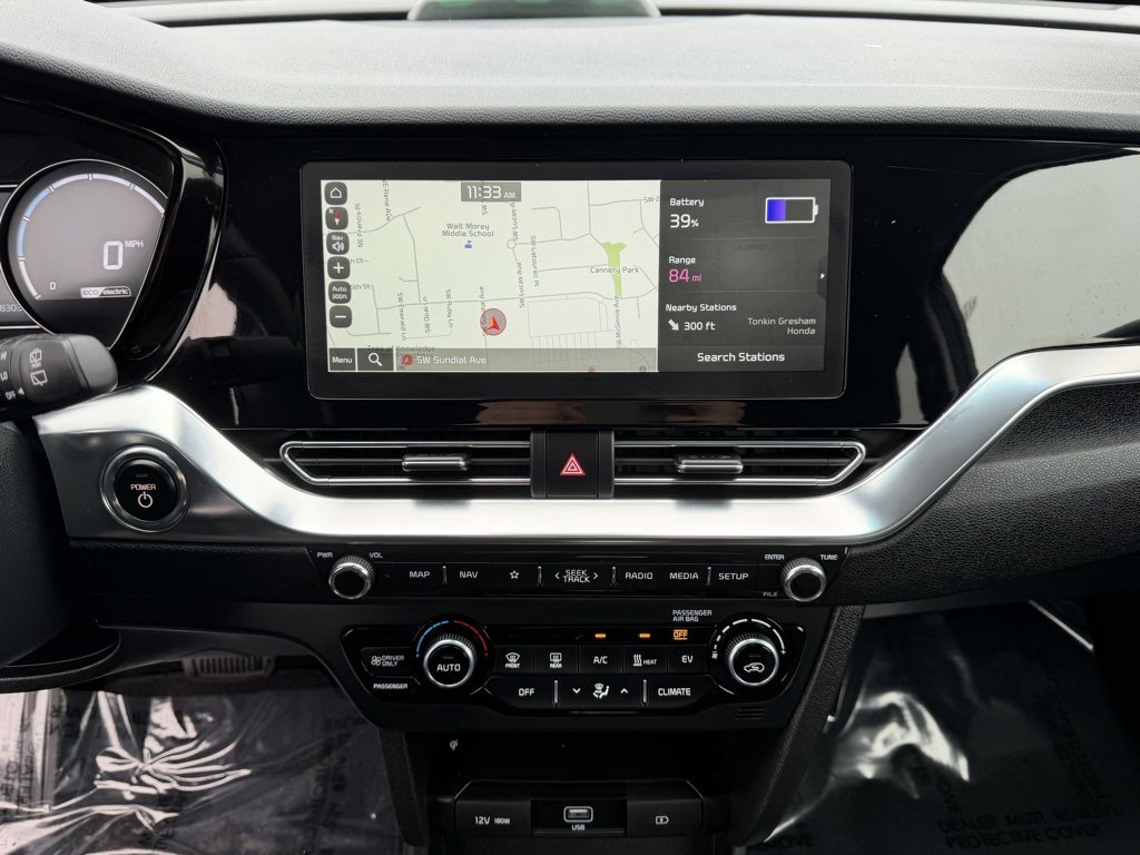 Used 2022 Kia Niro EX w/ Cold Weather Package image 24