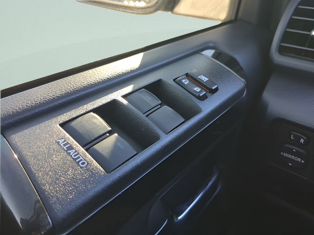 Used 2020 Toyota 4Runner TRD Off-Road image 28