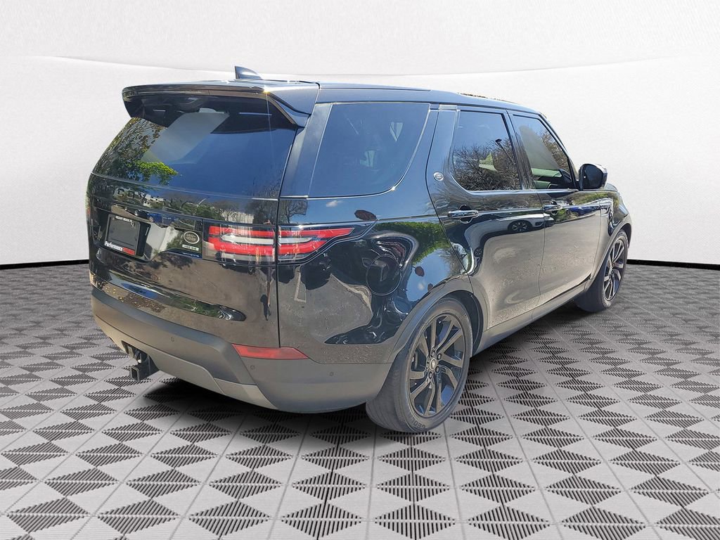 Used 2019 Land Rover Discovery HSE image 6