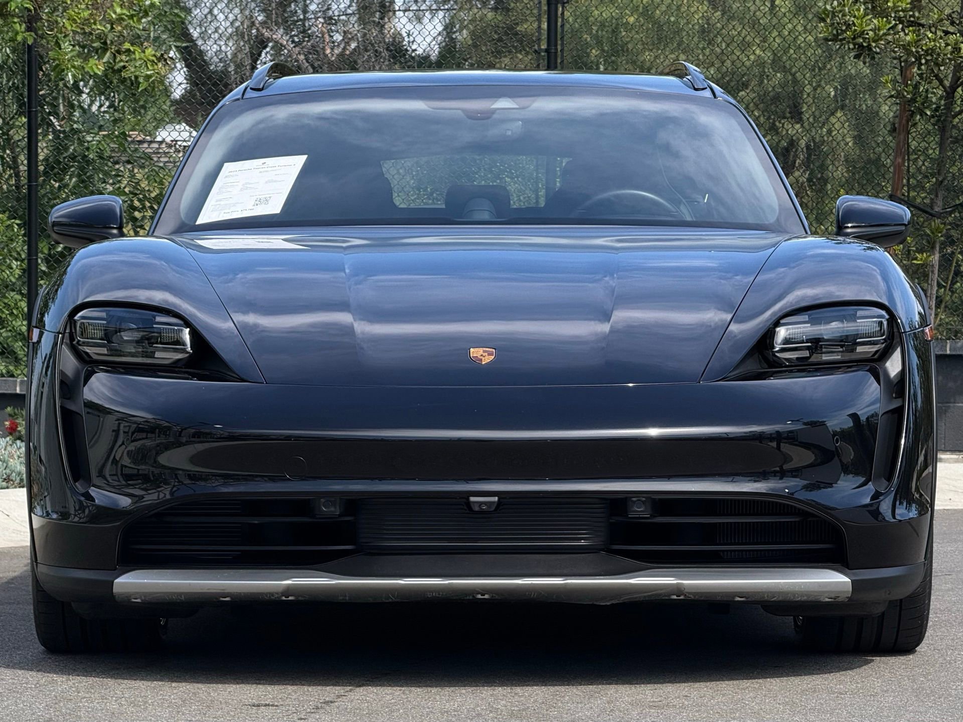 Certified 2023 Porsche Taycan 4 Cross Turismo image 10