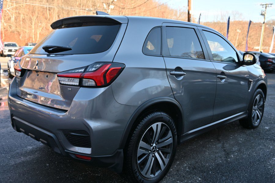 Used 2022 Mitsubishi Outlander Sport SE image 6