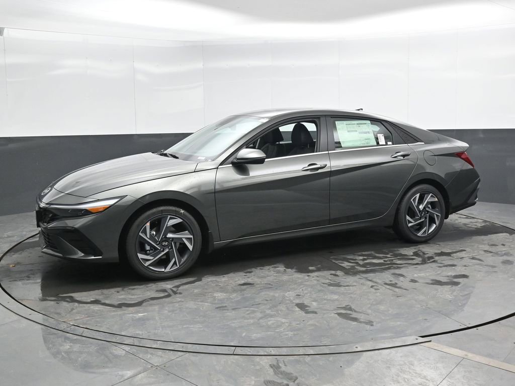 New 2026 Hyundai Elantra Limited image 7