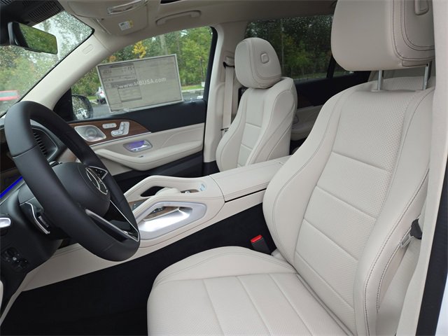 New 2026 Mercedes-Benz GLS 450 4MATIC image 28