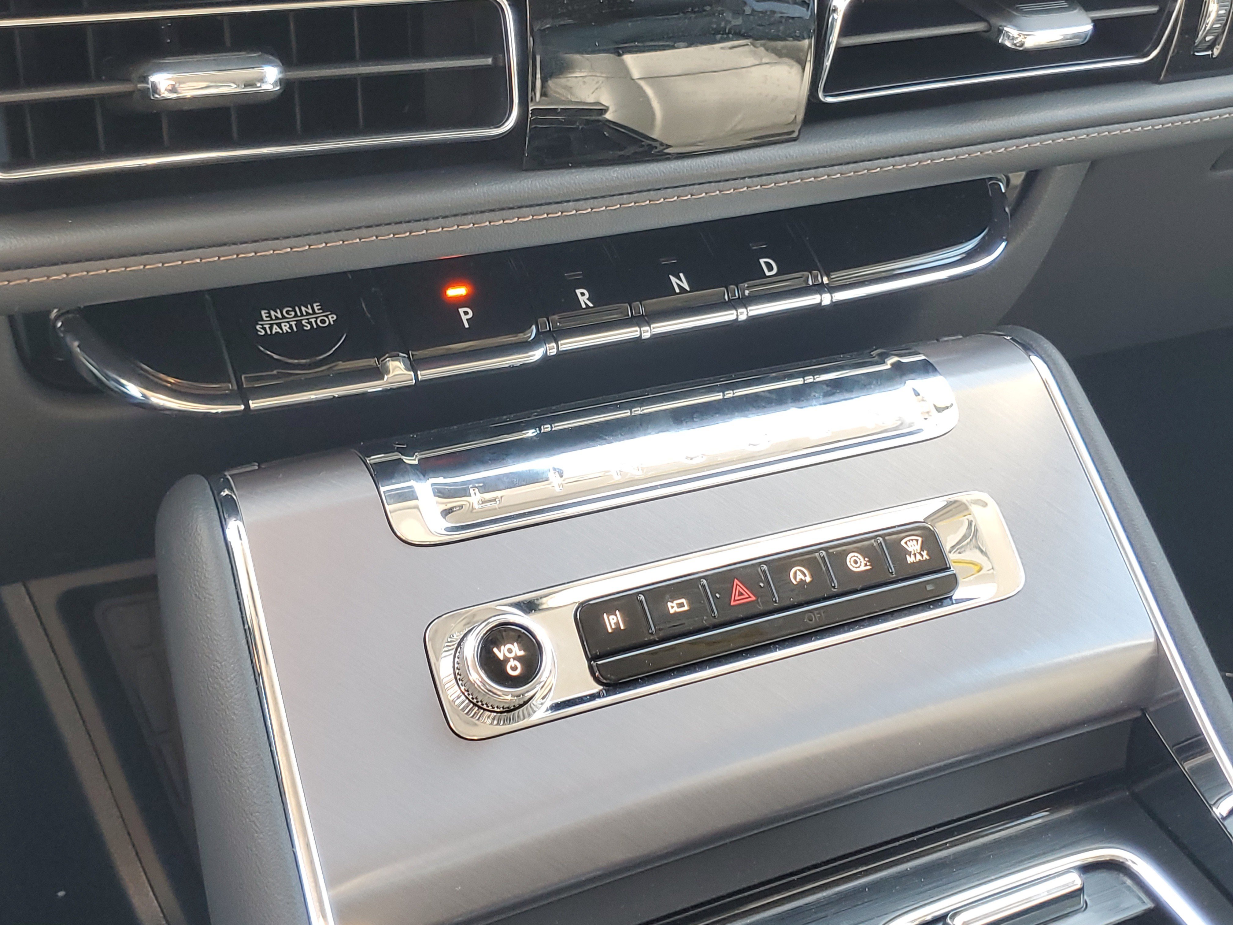 New 2026 Lincoln Aviator AWD image 21