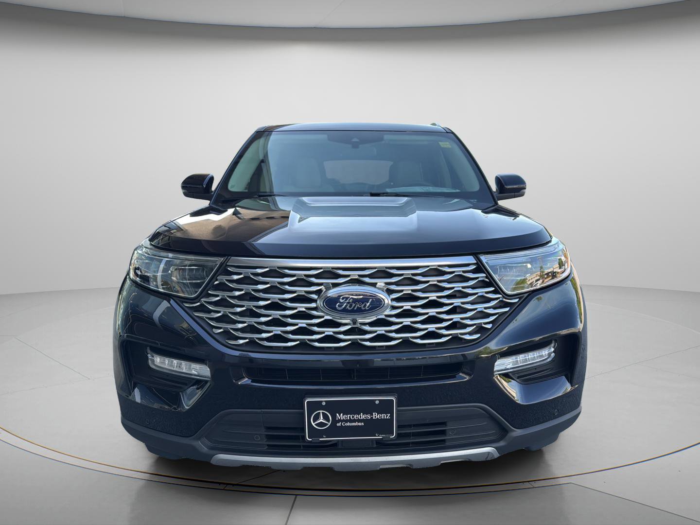 Used 2020 Ford Explorer Platinum w/ Premium Technology Package image 16