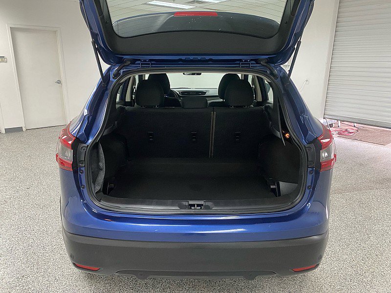 Used 2021 Nissan Rogue Sport S FWD image 16
