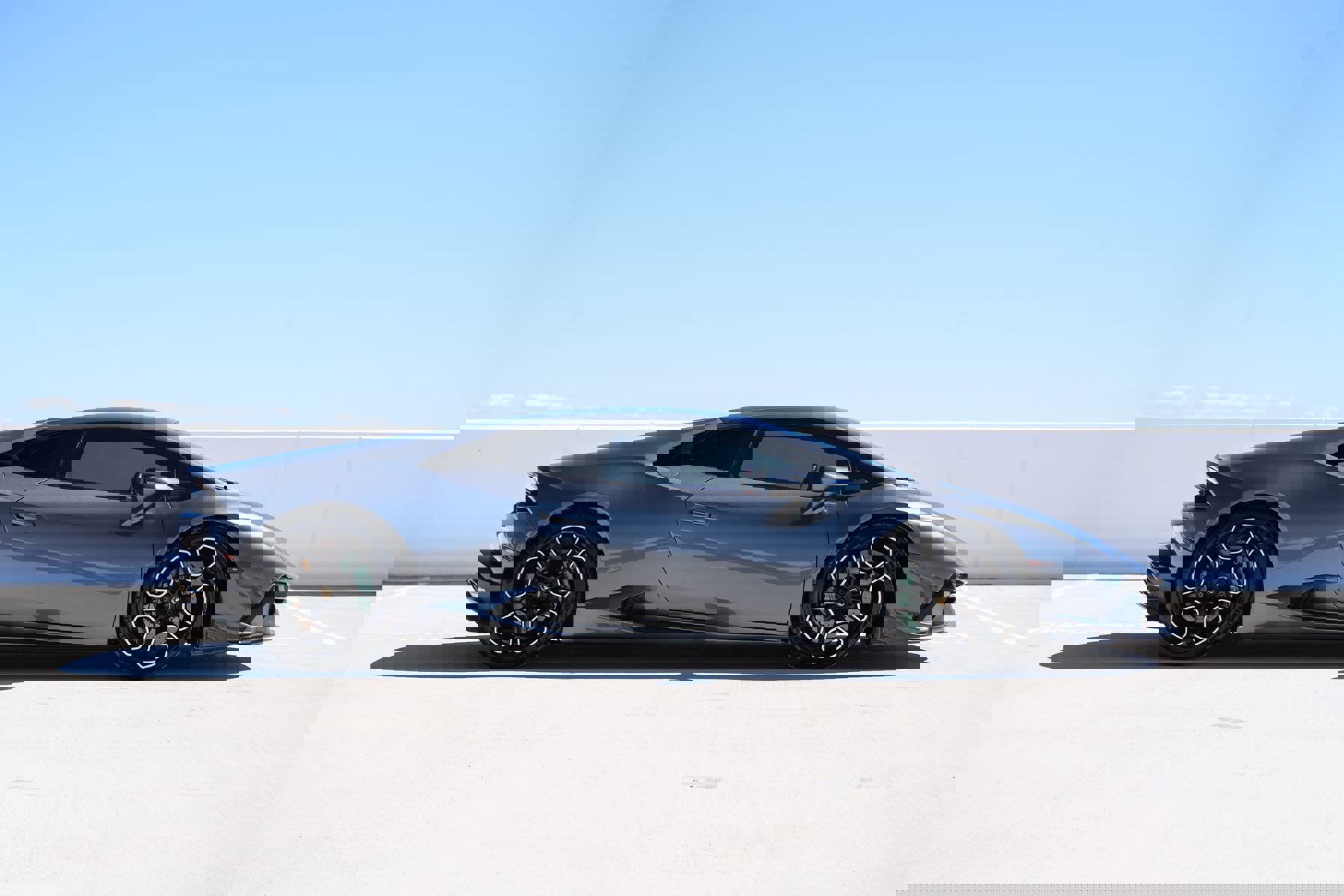 Used 2015 Lamborghini Huracan LP 610-4 image 25