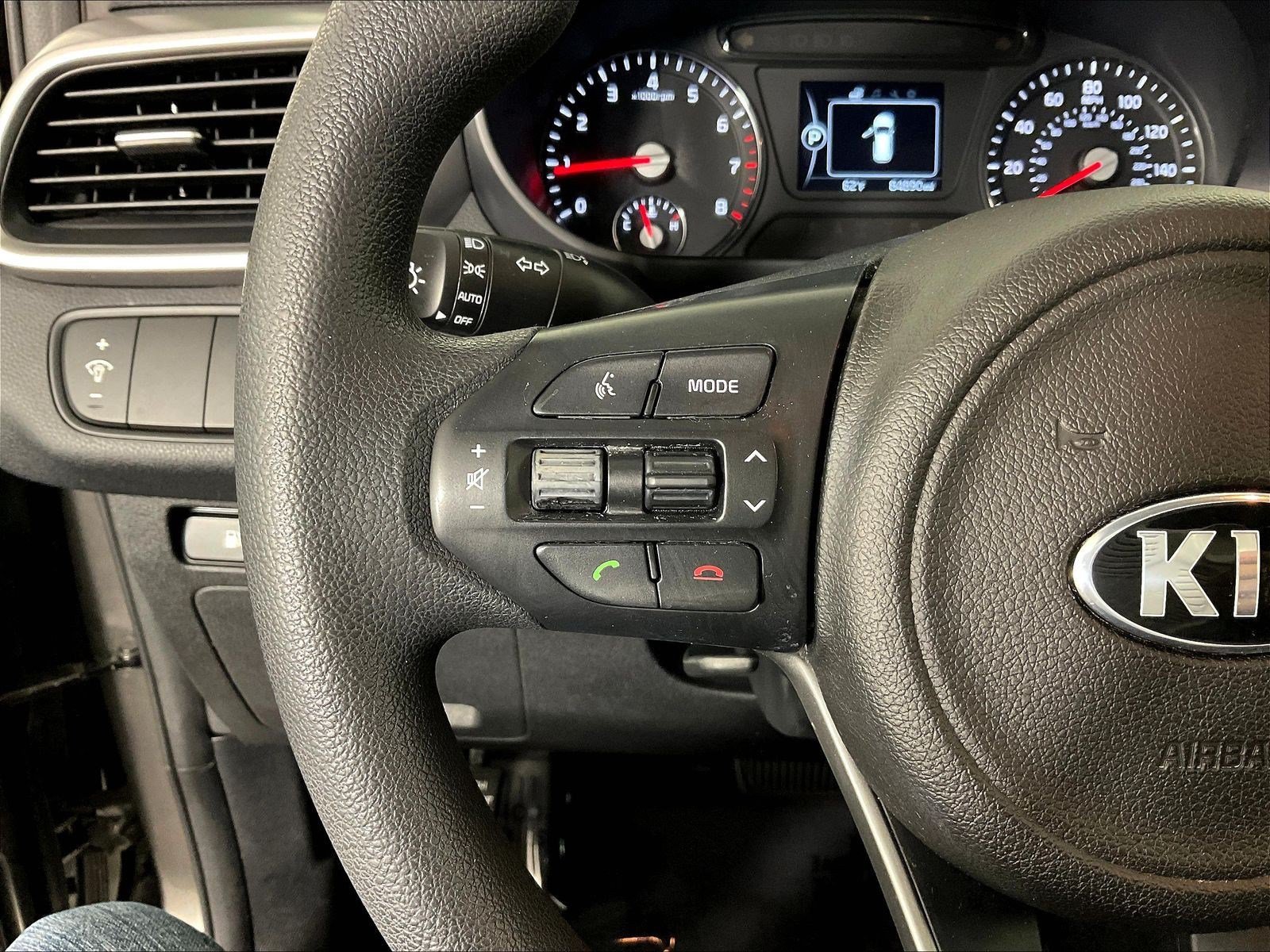 Used 2017 Kia Sorento FWD image 11