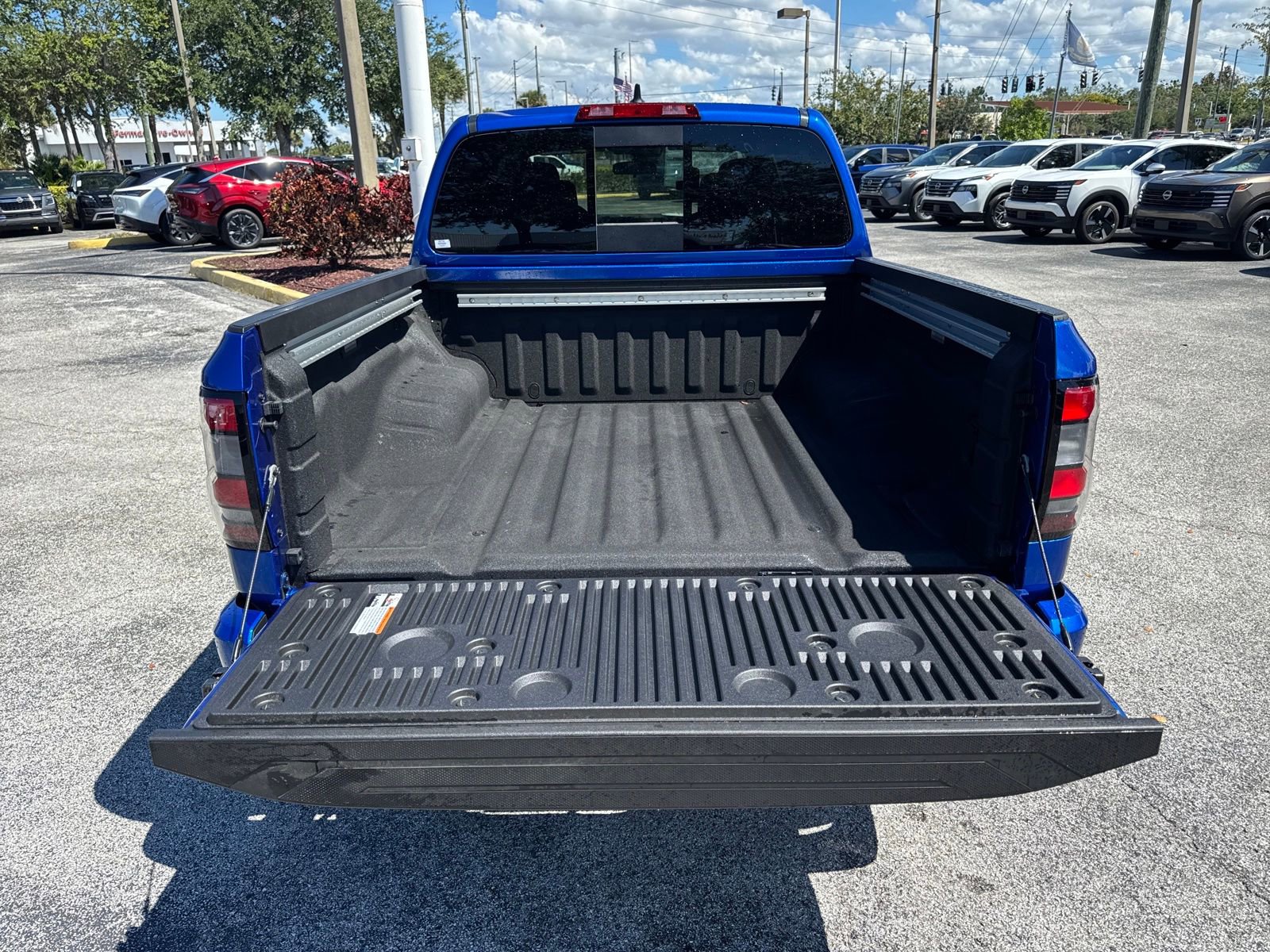 New 2026 Nissan Frontier Pro-X image 9