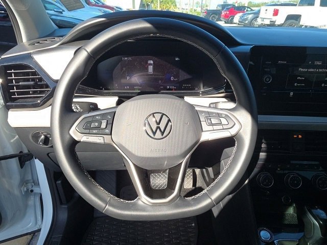 Used 2025 Volkswagen Taos S image 16