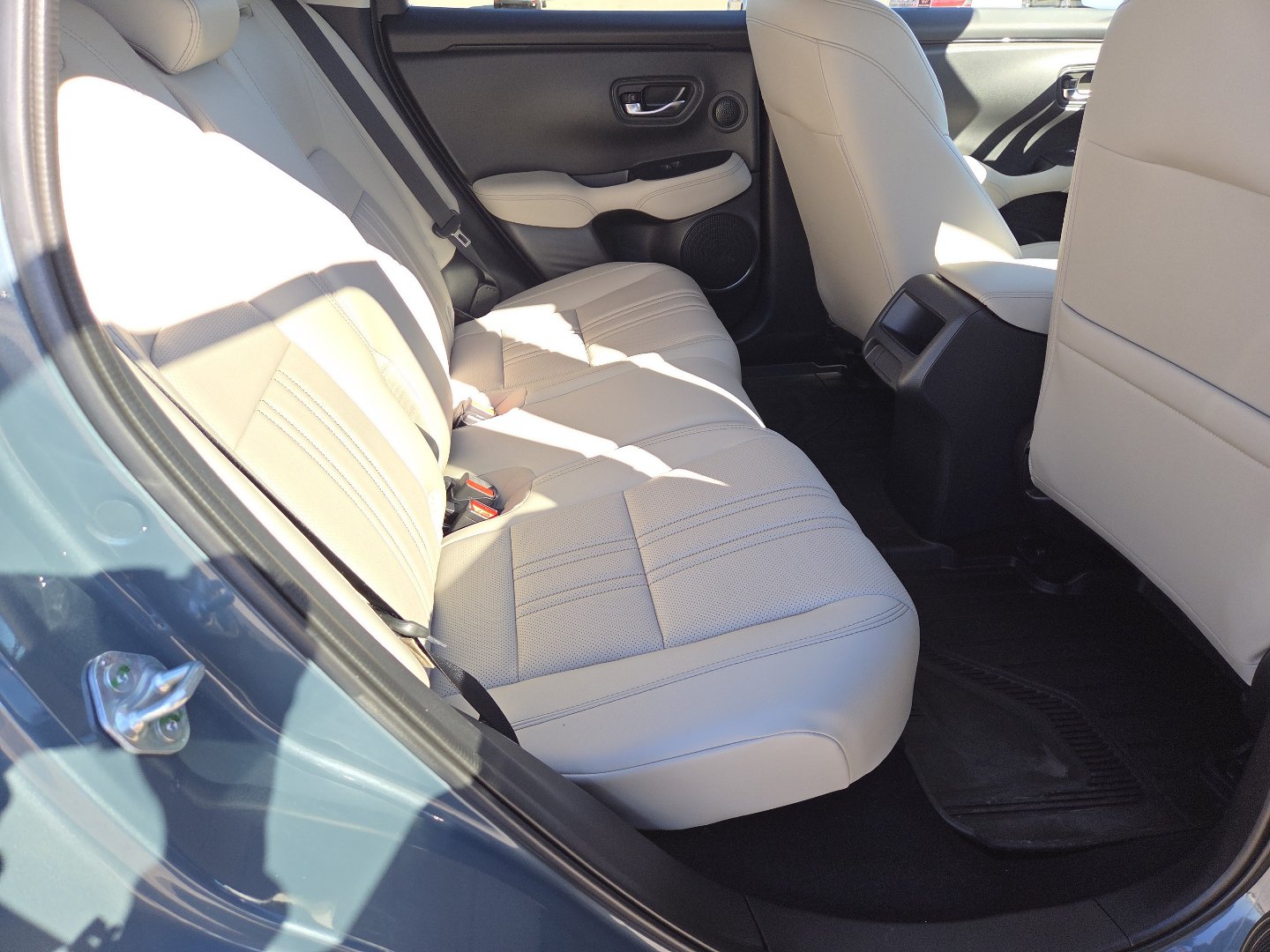 Used 2025 Honda HR-V EX-L image 21