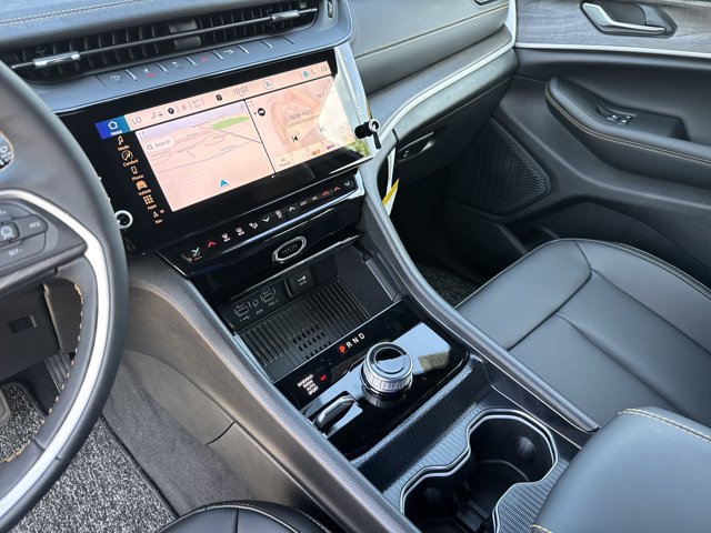 New 2026 Jeep Grand Cherokee Limited AWD/4WD image 25