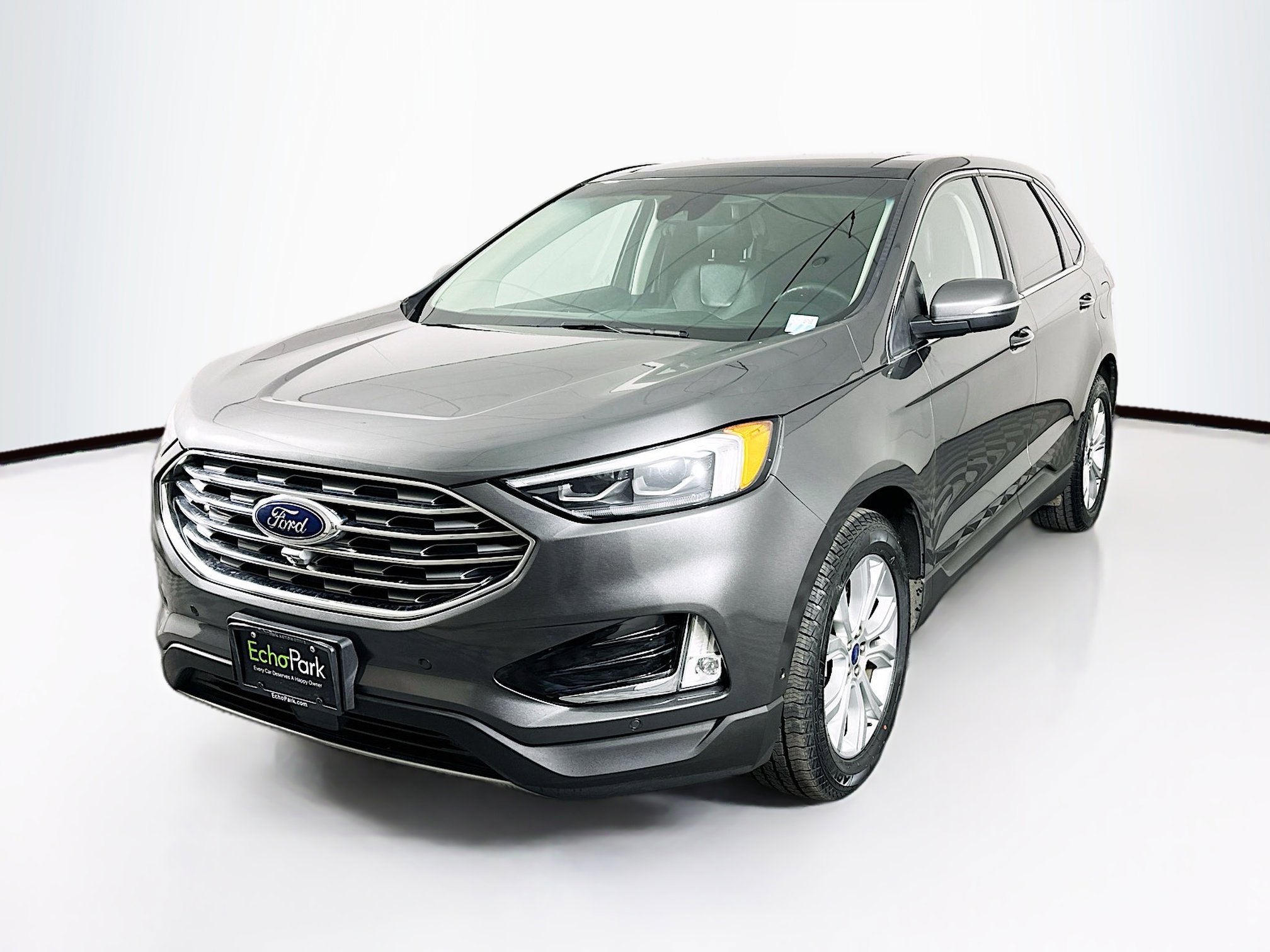 Used 2020 Ford Edge Titanium w/ Equipment Group 301A image 3