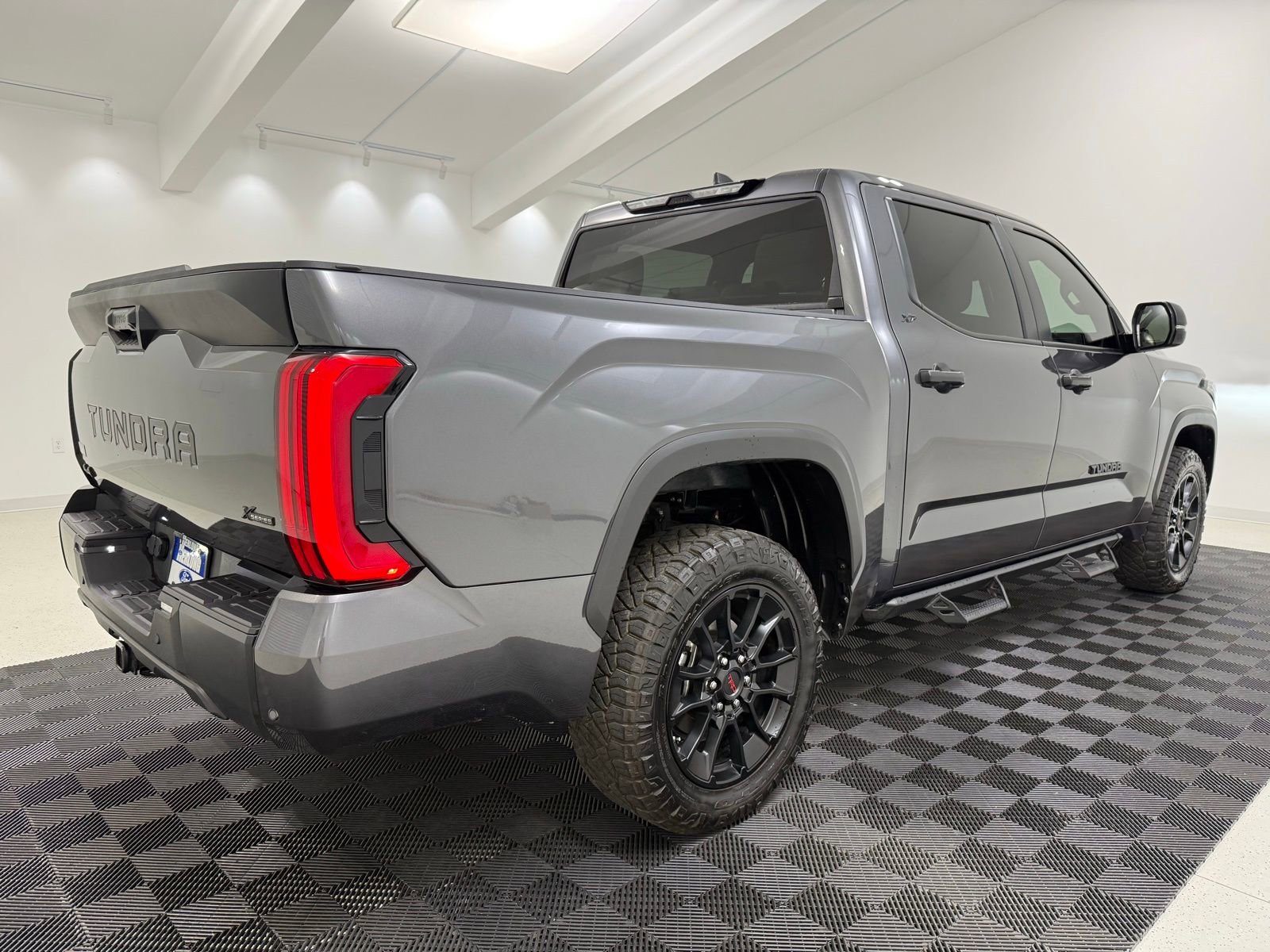 Used 2025 Toyota Tundra SR5 w/ SR5 Convenience Package image 8