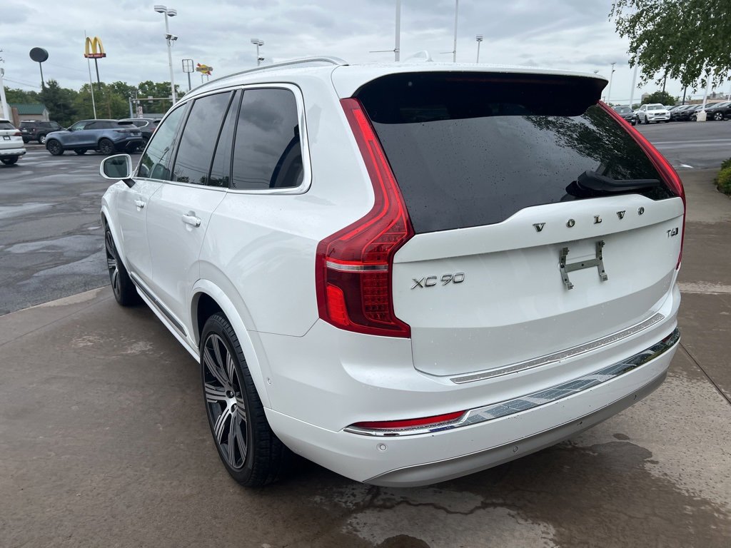 Used 2022 Volvo XC90 T6 Inscription w/ Lounge Package image 3