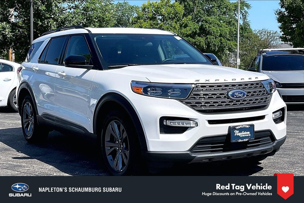 Used 2024 Ford Explorer XLT w/ Equipment Group 202A AWD/4WD image 1
