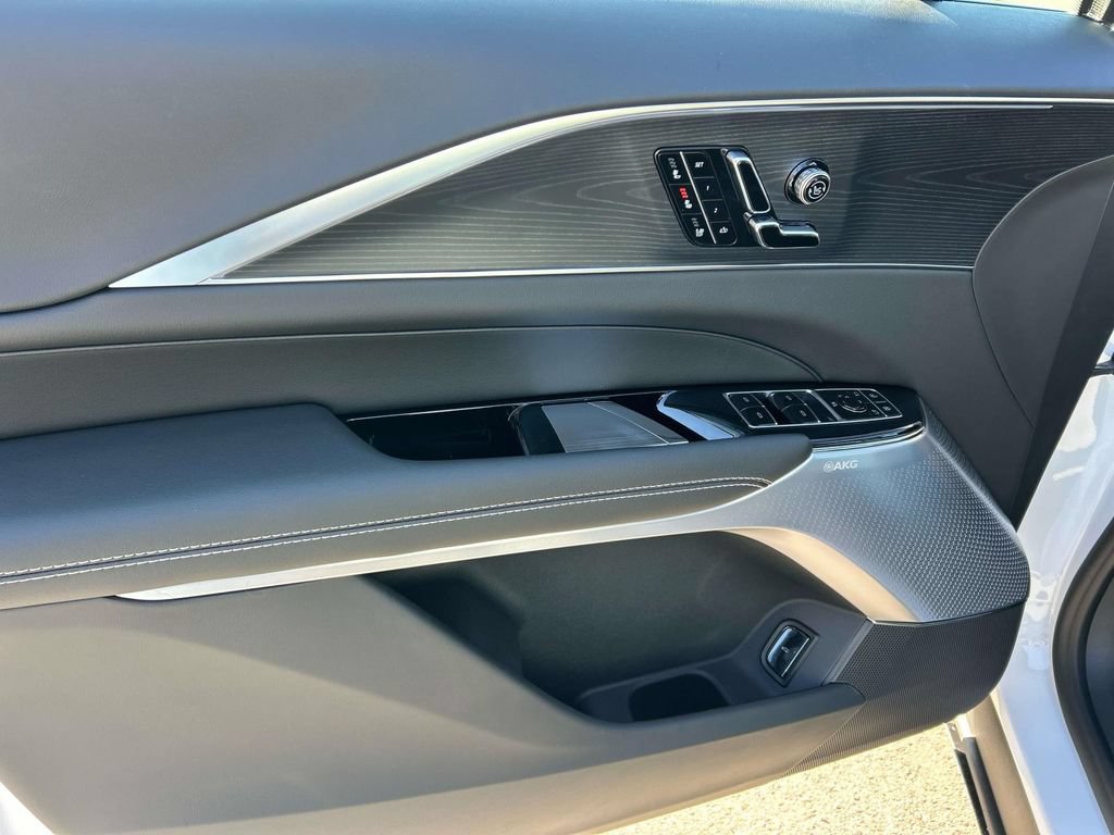 New 2026 Cadillac Lyriq Premium Luxury RWD image 21