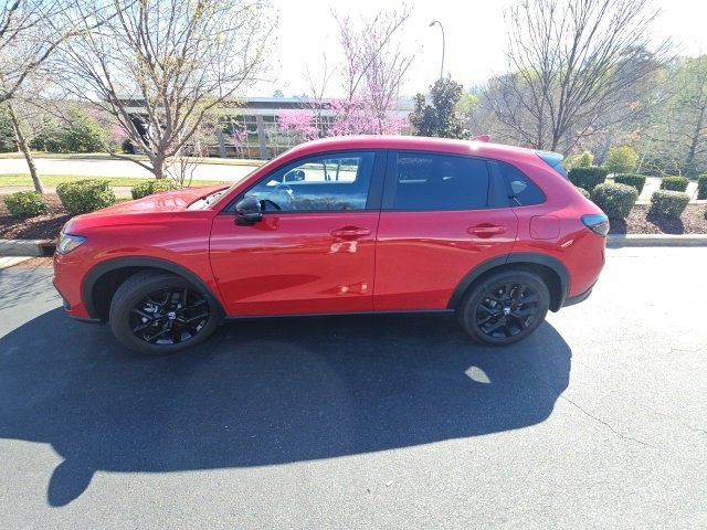 Used 2025 Honda HR-V Sport image 2