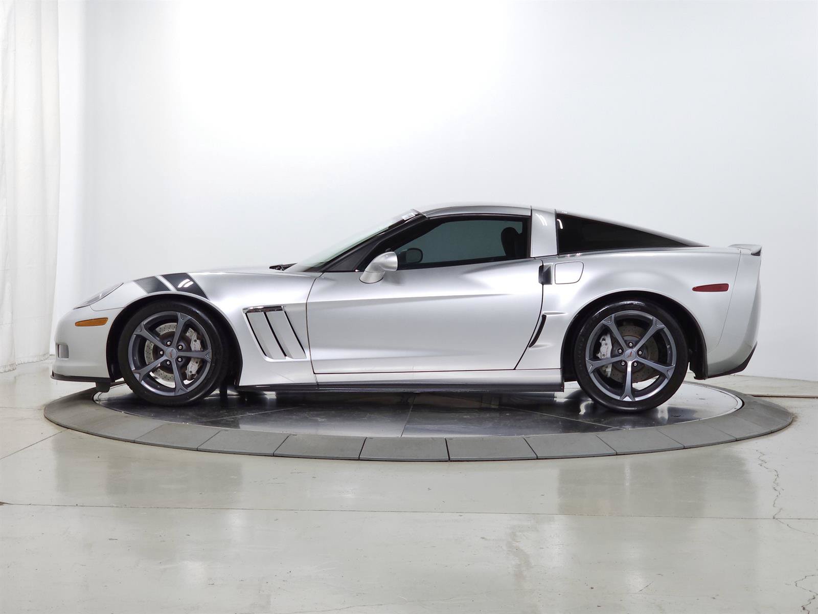 Used 2011 Chevrolet Corvette Grand Sport w/ Preferred Equipment Group RWD image 4