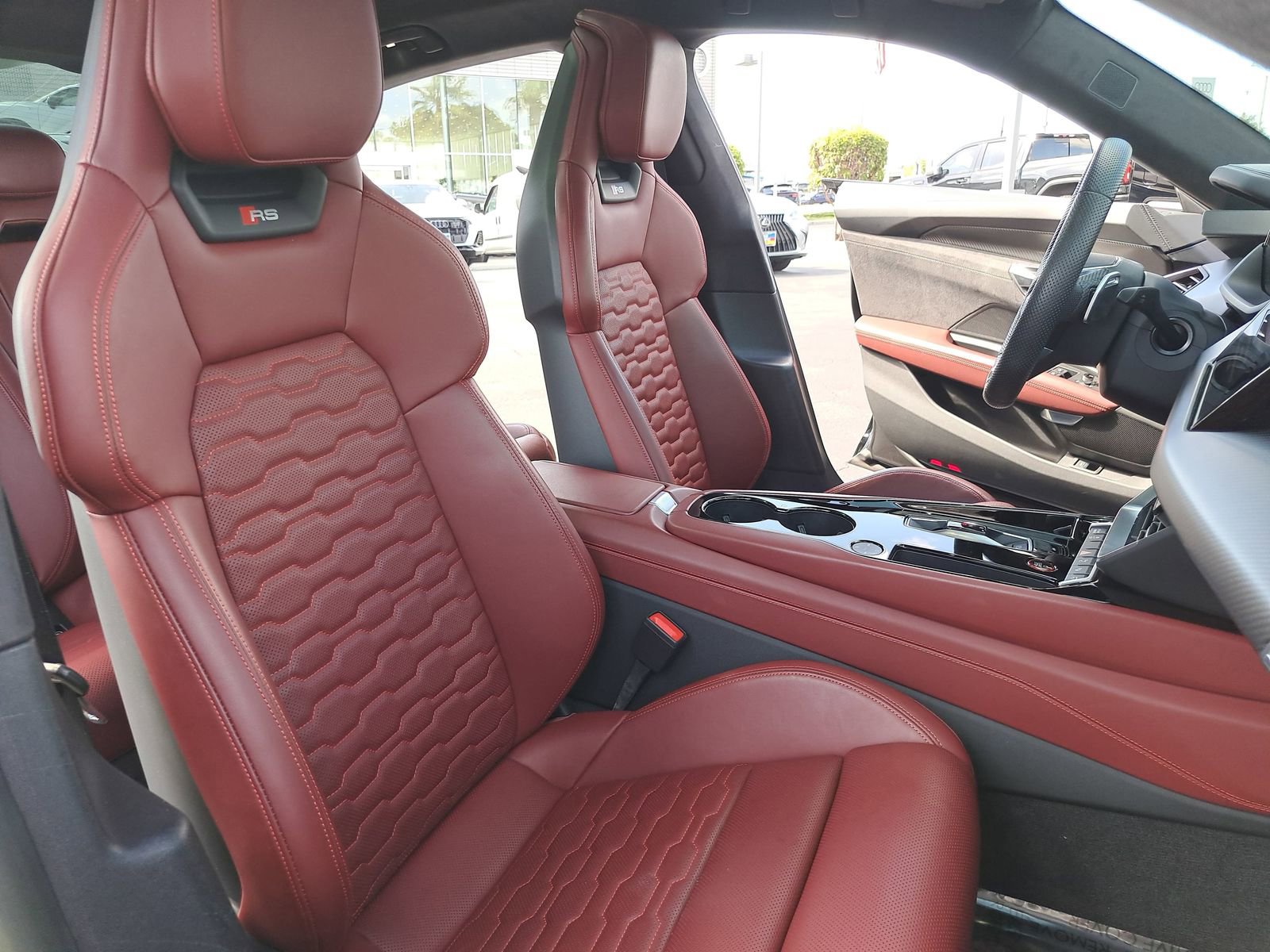 Used 2024 Audi RS e-tron GT w/ Carbon Performance Package image 10