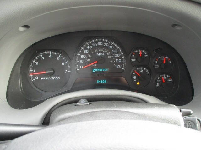Used 2005 Chevrolet TrailBlazer LS w/ LS Preferred Equipment Group image 27