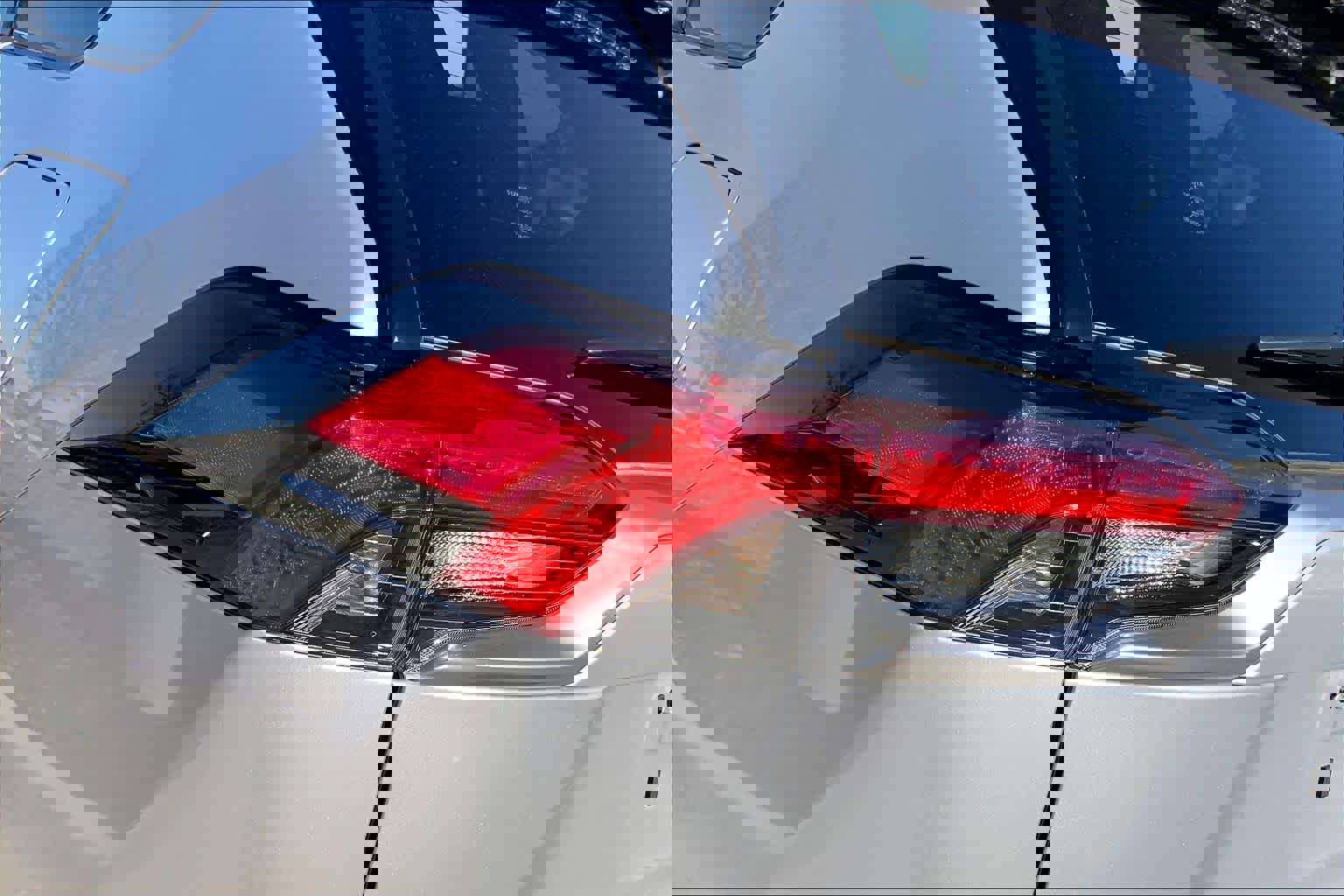 Used 2025 Toyota RAV4 XSE image 27