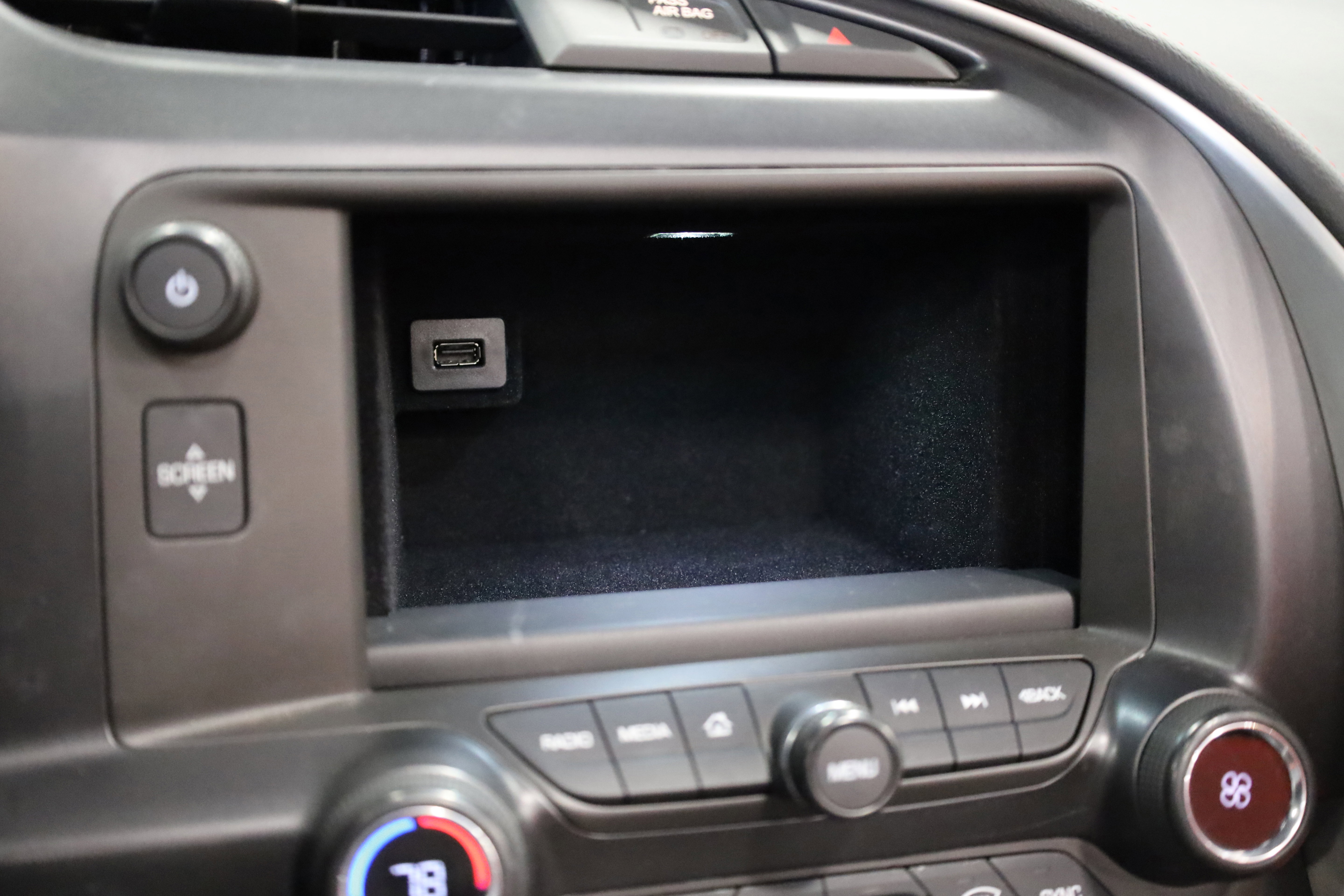 Used 2014 Chevrolet Corvette Stingray Convertible w/ 2LT Preferred Equipment Group image 34