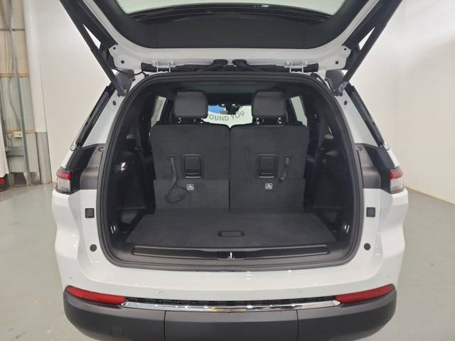 New 2025 Jeep Grand Cherokee L Limited w/ Trailer Tow Package image 8