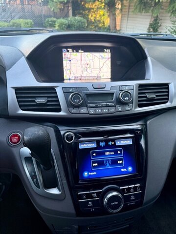 Used 2015 Honda Odyssey Touring image 15