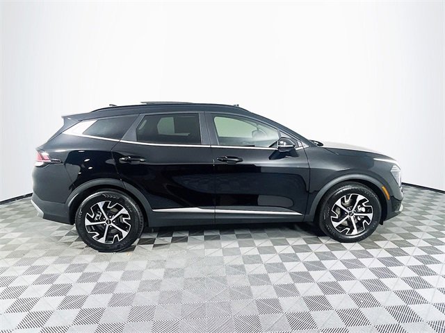 Used 2025 Kia Sportage EX w/ Premium Package image 9