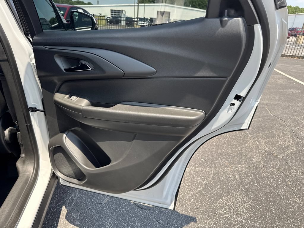 New 2026 Chevrolet TrailBlazer ACTIV w/ Convenience Package FWD image 17