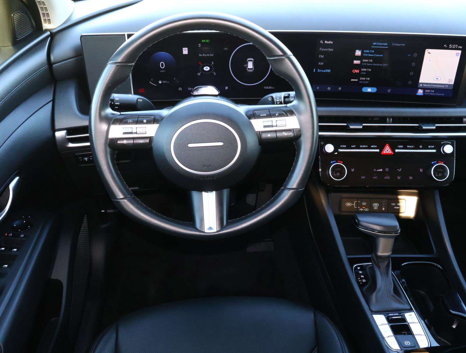 Certified 2025 Hyundai Tucson SEL image 9