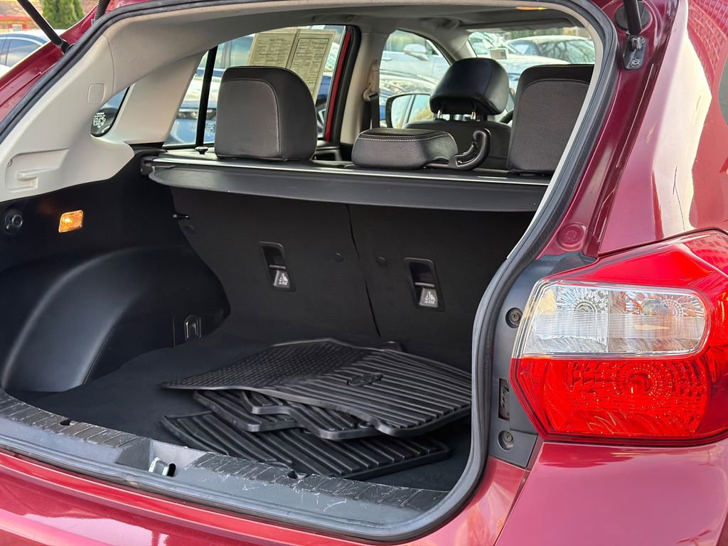 Used 2013 Subaru Impreza 2.0i Limited image 8