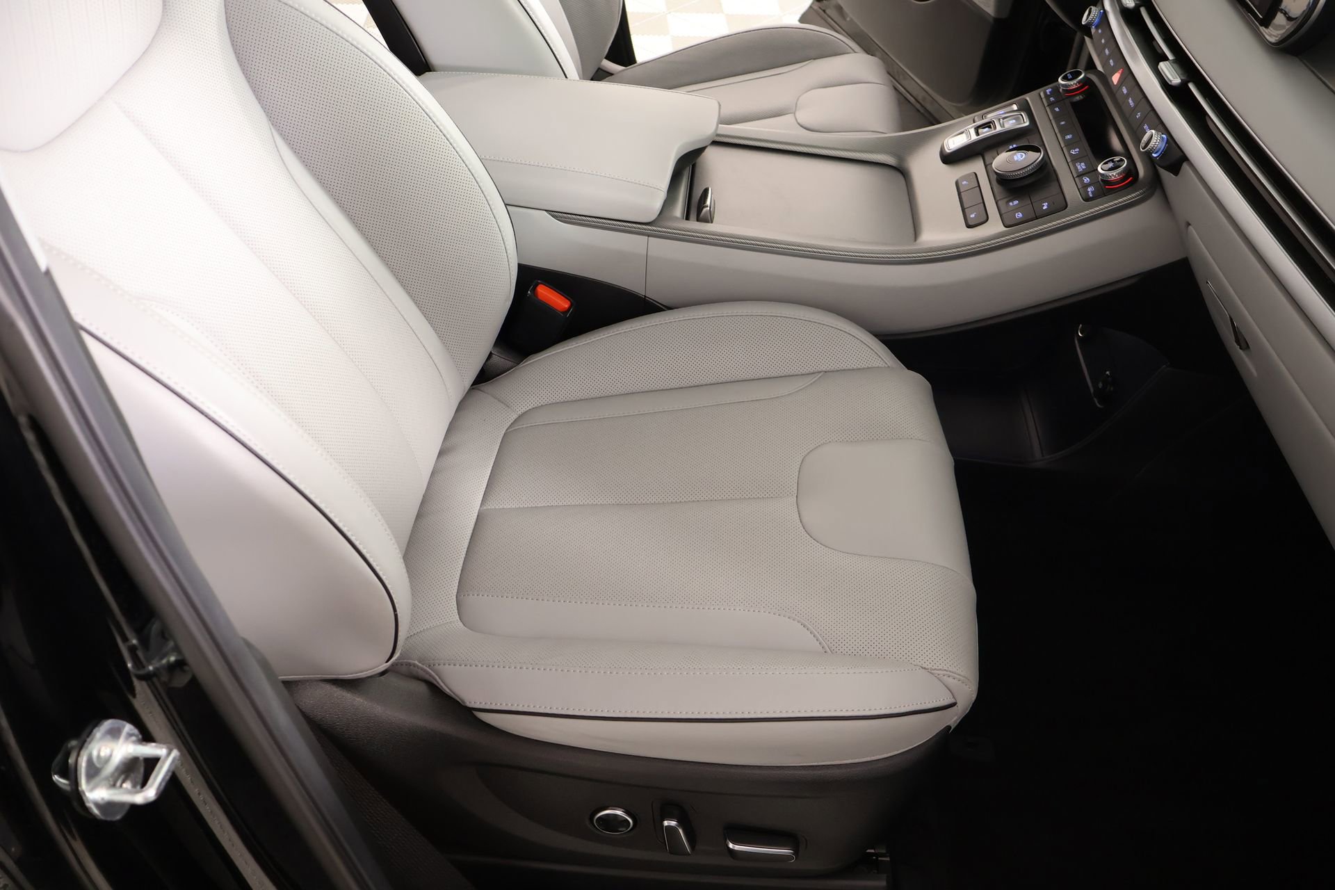 Used 2025 Hyundai Palisade SEL image 15