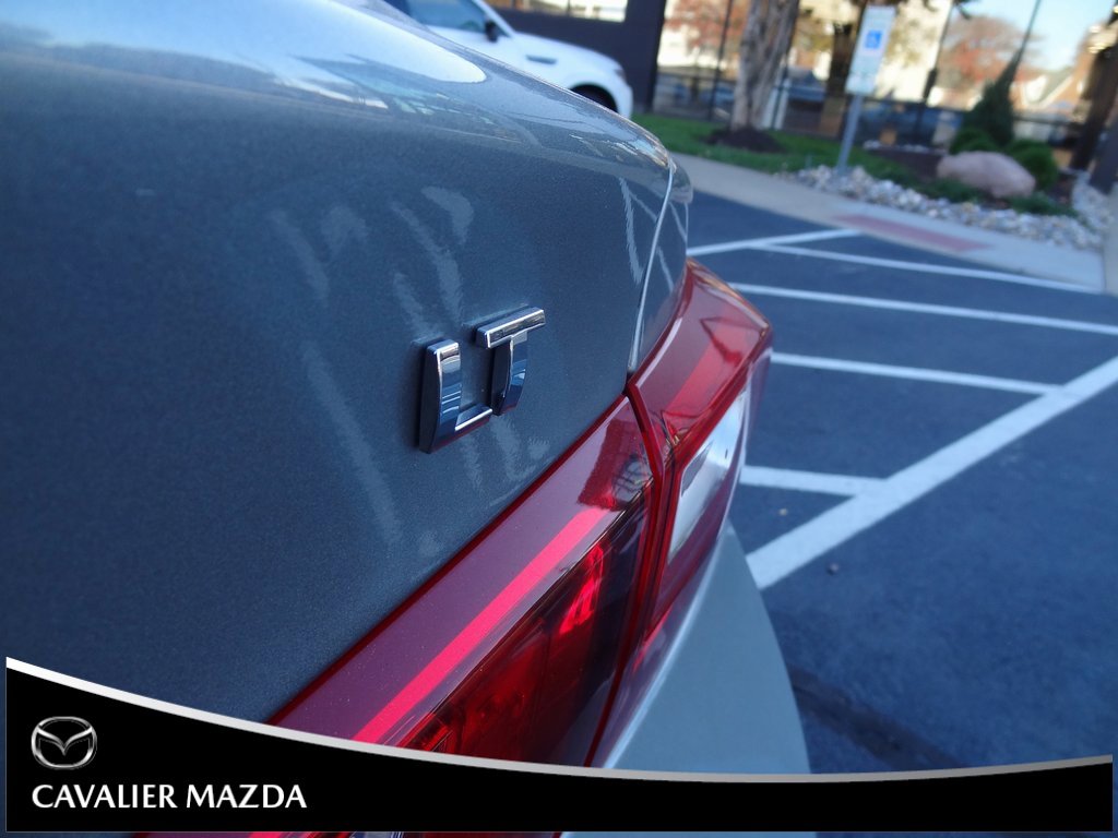 Used 2025 Chevrolet Malibu LT image 43