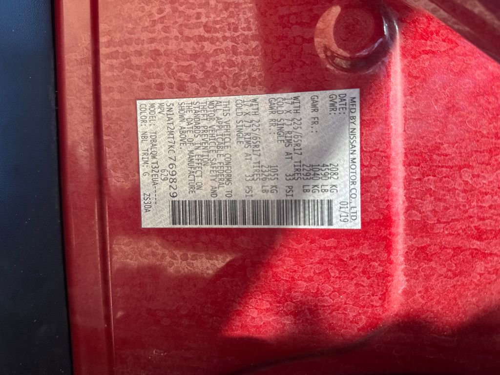 Used 2019 Nissan Rogue SV image 35