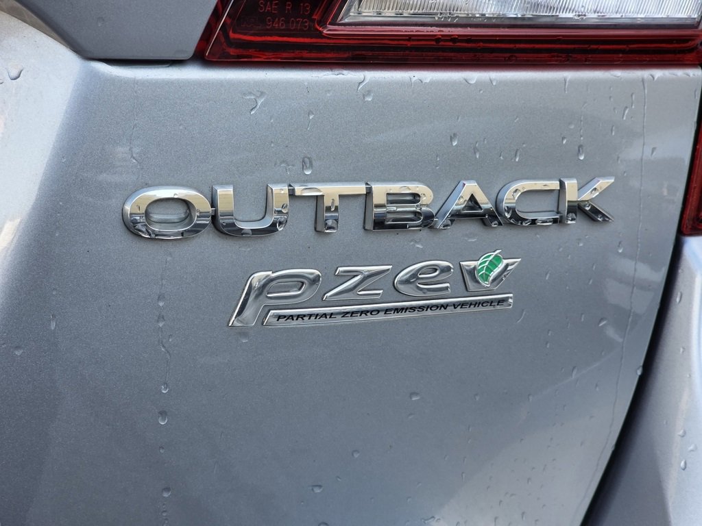 Used 2015 Subaru Outback 2.5i Limited image 12