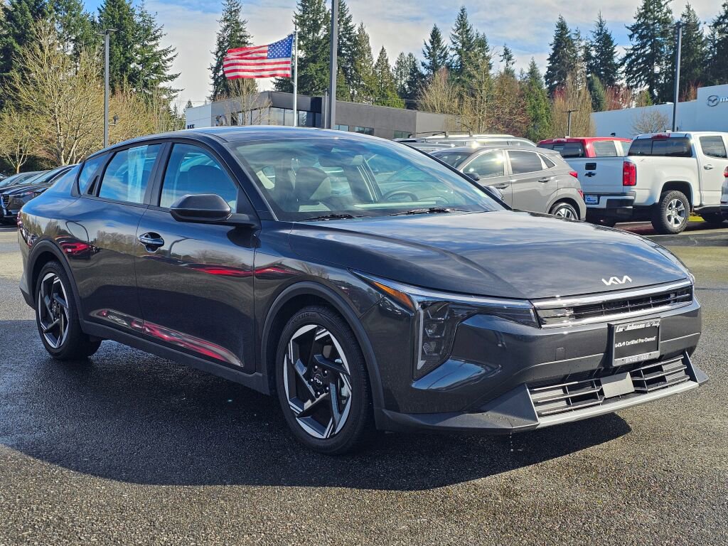 Certified 2025 Kia K4 EX image 3
