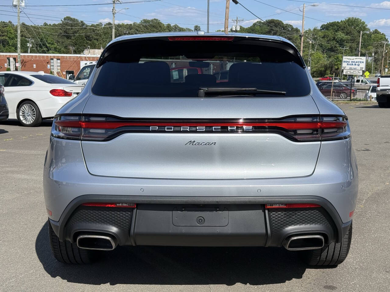 Used 2022 Porsche Macan AWD/4WD image 7