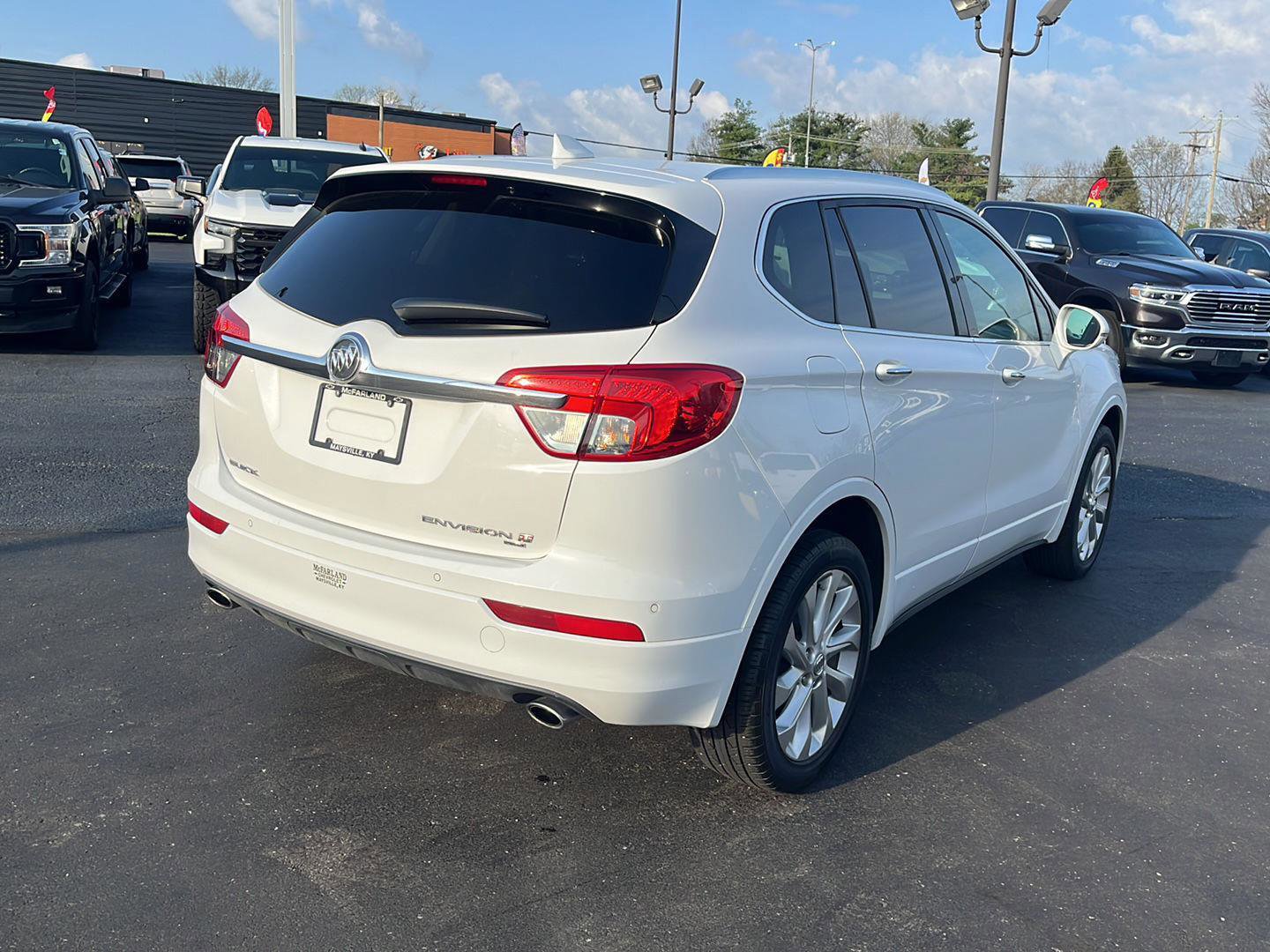 Used 2017 Buick Envision Premium w/ LPO, Cargo Package image 5