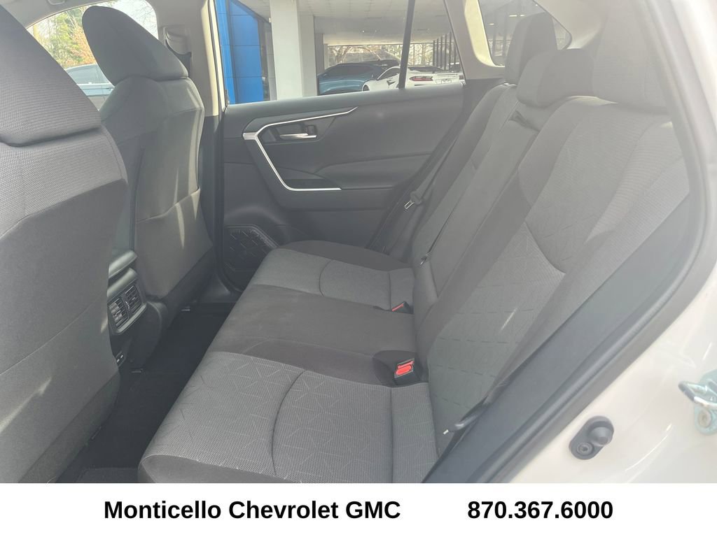 Used 2024 Toyota RAV4 XLE image 24