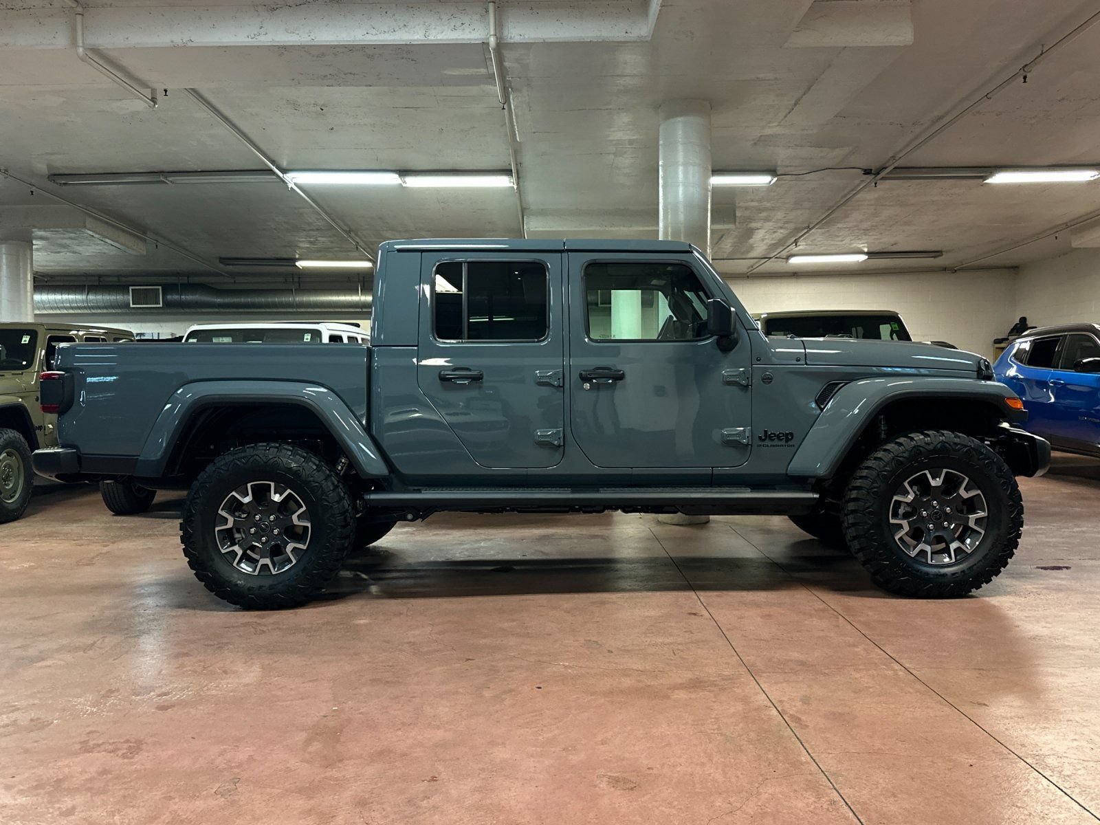 New 2026 Jeep Gladiator Sport AWD/4WD image 6