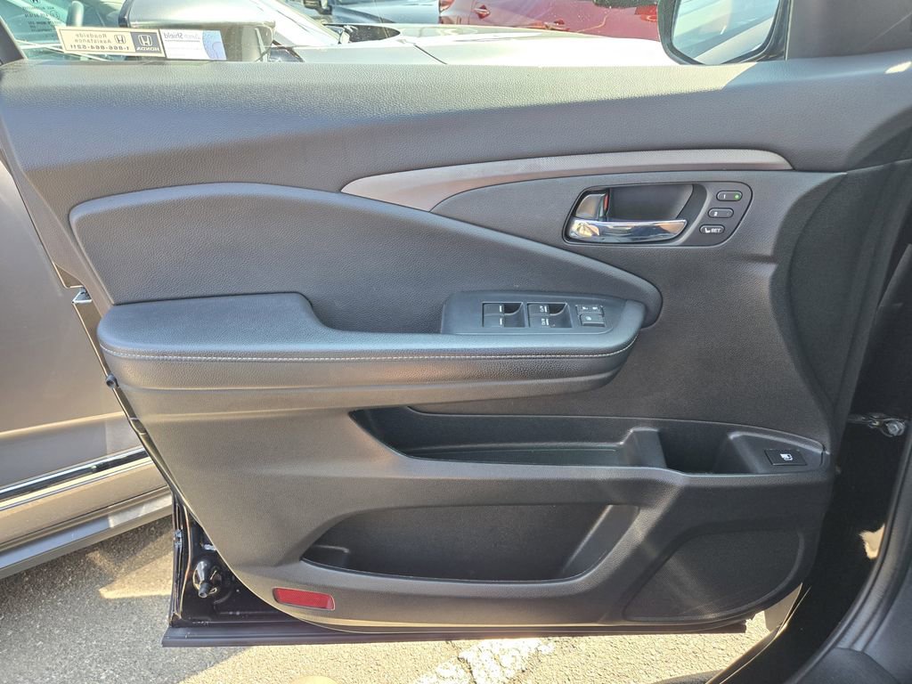 Certified 2023 Honda Ridgeline RTL image 24