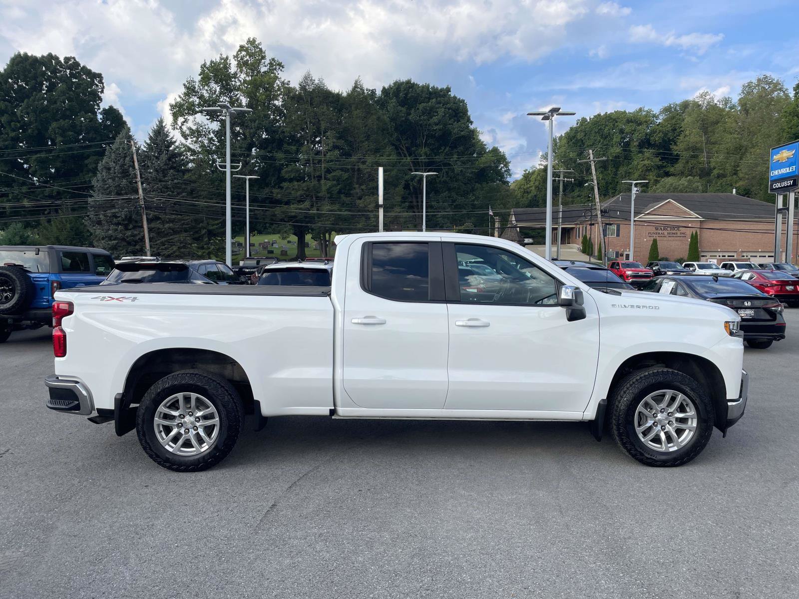 Certified 2019 Chevrolet Silverado 1500 LT w/ All-Star Edition AWD/4WD image 2