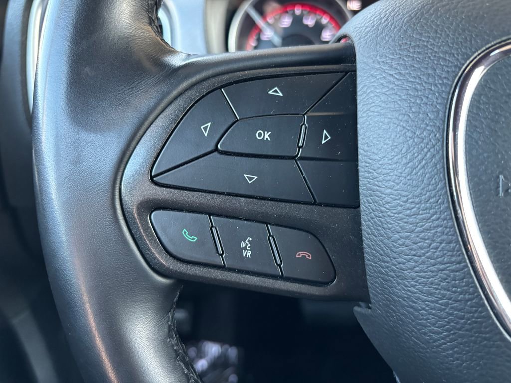 Used 2020 Dodge Charger SXT image 11